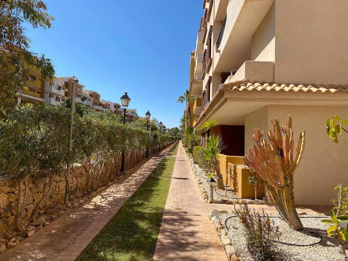 Acogedor Apartamento Al Lado De La Playa Alicante Buitenkant foto